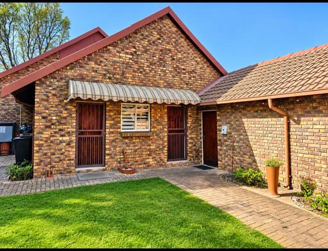 2 BEDROOM HOUSE FOR SALE IN TERENURE